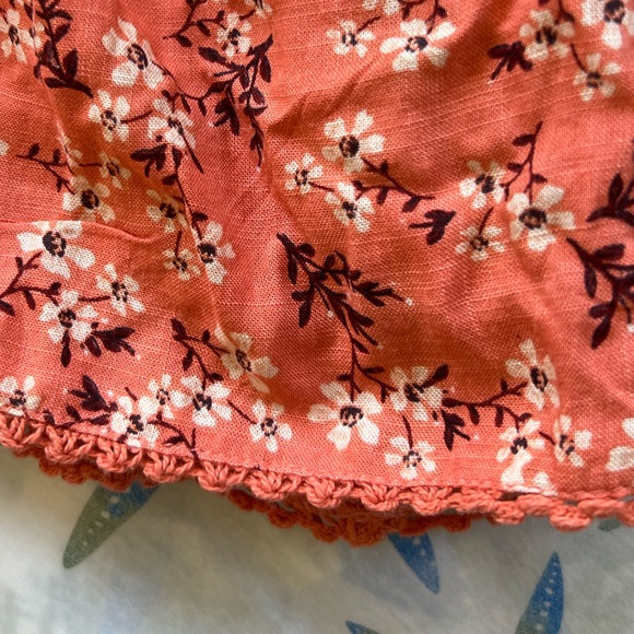 BILA SHORTS - Picture 7 of 8